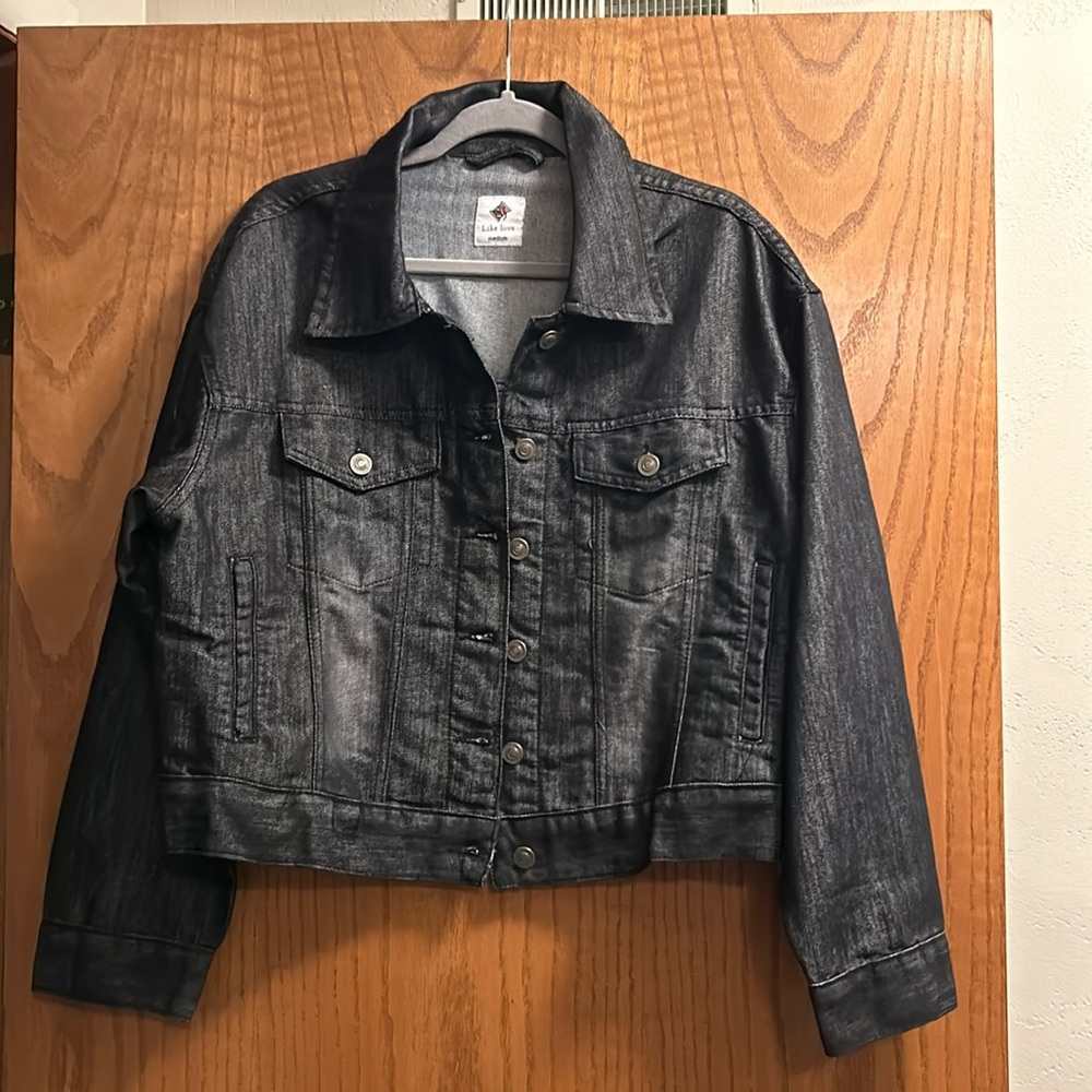 Denim jacket, size medium, NWT